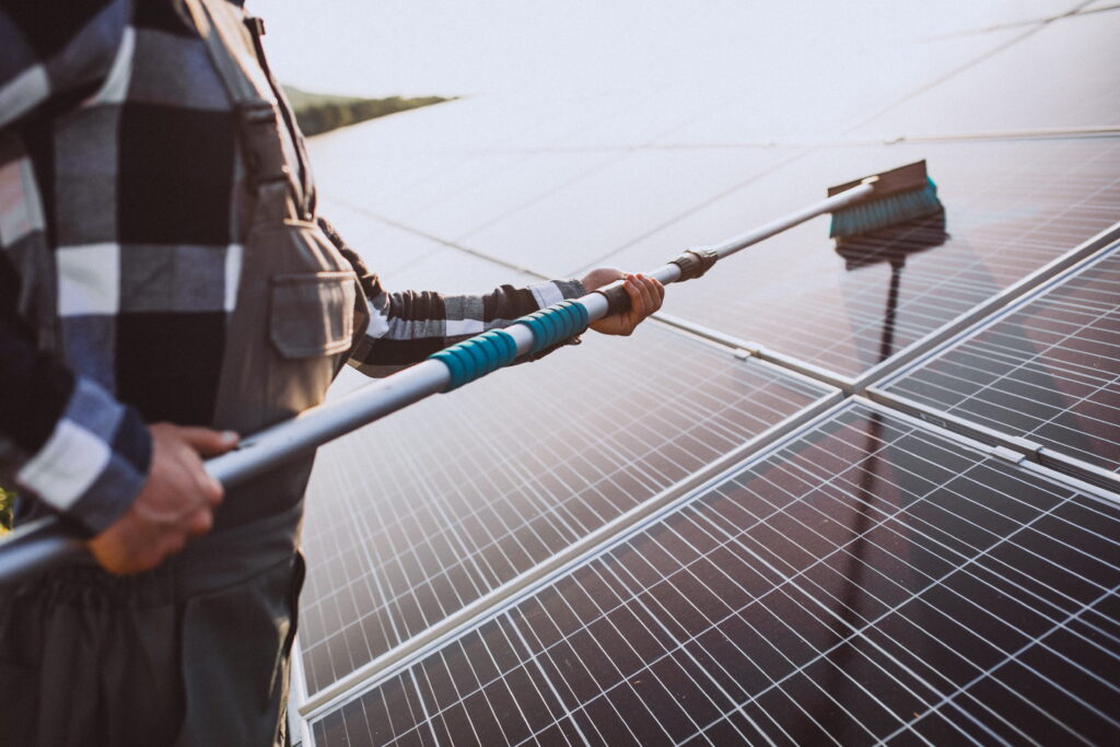 what happens if you never clean your solar panels